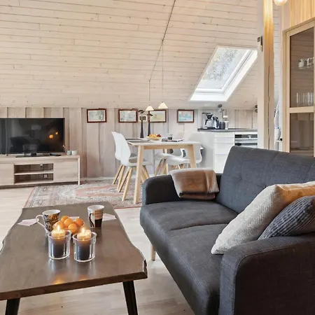 3 Bedroom Beautiful In 度假居 *